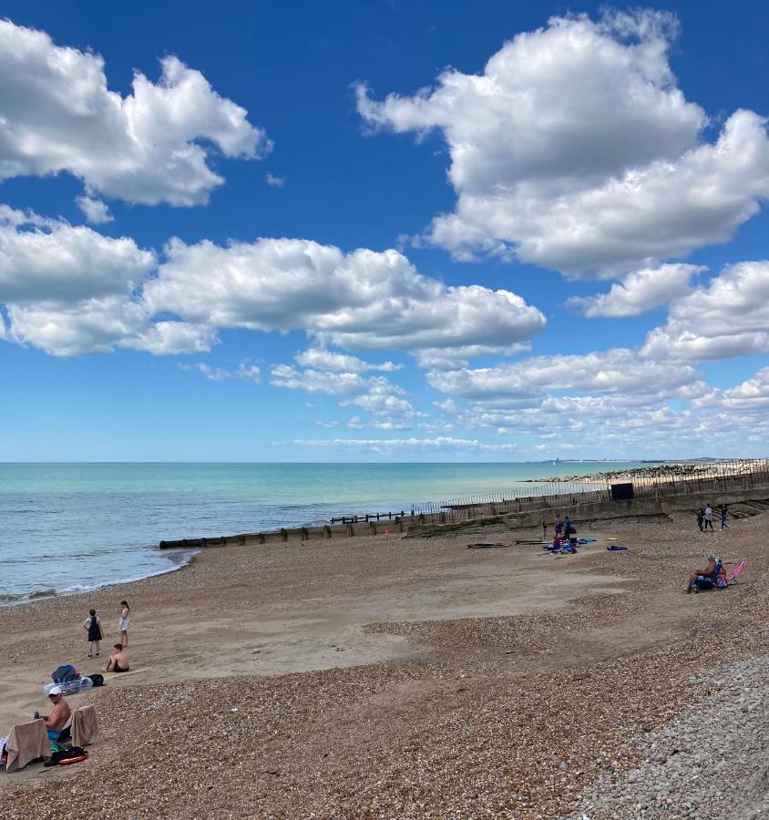 City Heights - By My Getaways Brighton Екстер'єр фото